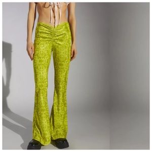 LAST CHANCE Urban Outfitters Apolonia velvet flare pants in lime